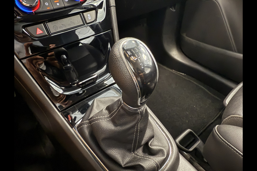Opel Mokka X 1.4 Turbo Innovation Navigatie Trekhaak Leder