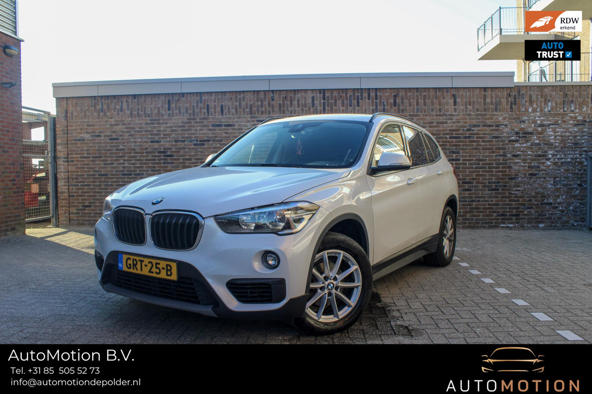 BMW X1 sDrive16d Executive | Parkeersonsoren | Aut. kofferbak BMW X1 sDrive16d Executive | Parkeersonsoren | Aut. kofferbak