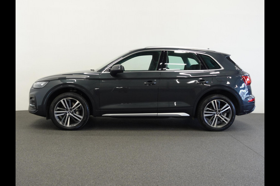 Audi Q5 50 TFSIe PHEV Pro Line Audi Q5 50 TFSI e Pro Line | Navigatie | Apple Carplay/Android Auto | Adaptive Cruise Control | Parkeersensoren | Camera | Elektrische achterklep | LED | Stoelverwarming