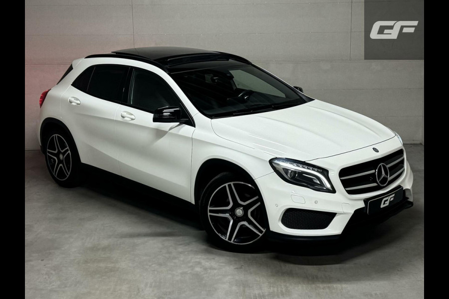 Mercedes-Benz GLA 180 AMG Night Edition Pano Sfeer NAP