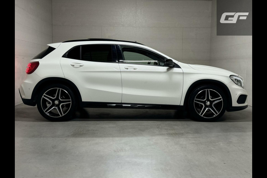 Mercedes-Benz GLA 180 AMG Night Edition Pano Sfeer NAP