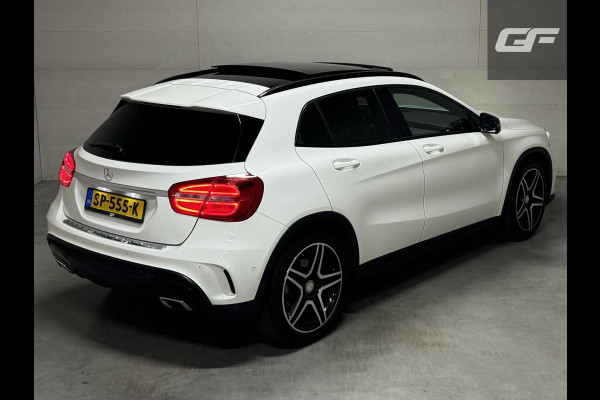 Mercedes-Benz GLA 180 AMG Night Edition Pano Sfeer NAP