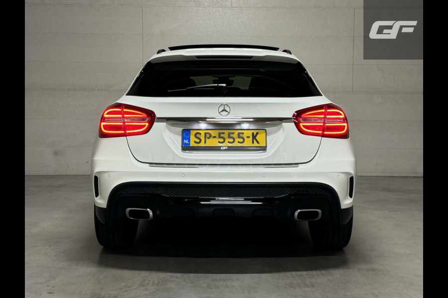 Mercedes-Benz GLA 180 AMG Night Edition Pano Sfeer NAP