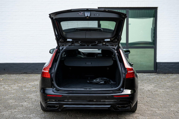 Volvo V60 2.0 T8 AWD Polestar Engineered 405pk Pano Trekhaak