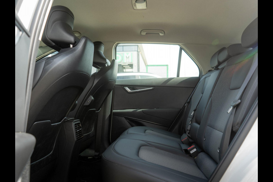 Kia Niro EV DynamicLine 64.8 kWh | Navigatie | SOH 100% | Digitaal dashboard |