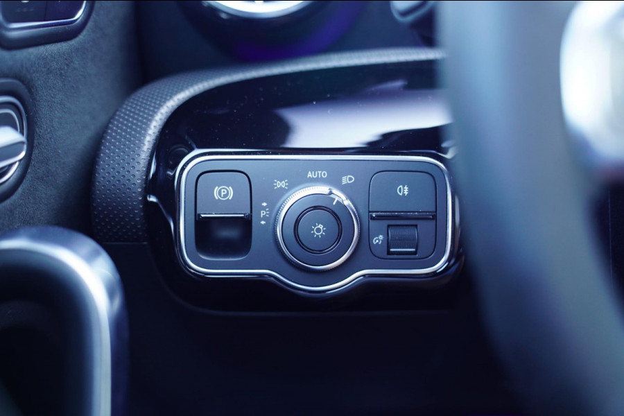 Mercedes-Benz A-Klasse AMG 45 4MATIC+ Premium Plus | Panorama | Sterrenhemel | Sport uitlaat | Burmester | Luxe leder/Alcantara |