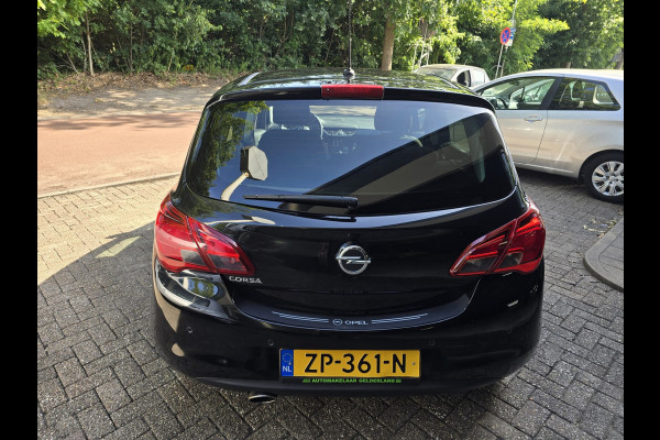 Opel Corsa 1.4 Innovation | 12MND GARANTIE |NW APK | STUUR-STOELVERWARMIG | CAMERA | CARPLAY |