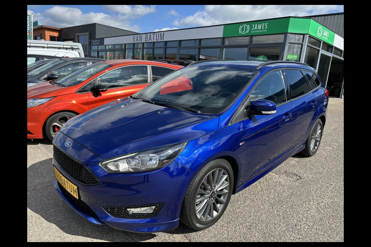 Ford FOCUS Wagon 1.0 ST-Line Ford FOCUS Wagon 1.0 ST-Line