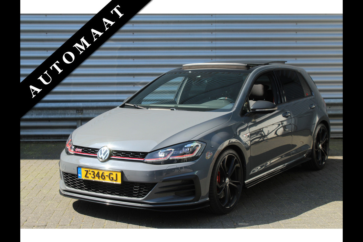 Volkswagen Golf 2.0 TSI GTI TCR 290pk DSG7 Panoramadak Clima Cruise Navi Camera DynAudio Keyless Zwarte 19"LMV Volkswagen Golf 2.0 TSI GTI TCR 290pk DSG7 Panoramadak Clima Cruise Navi Camera DynAudio Keyless Zwarte 19"LMV