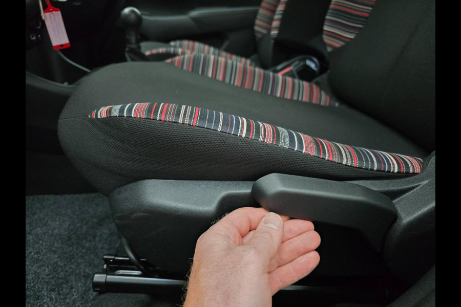 Citroën C1 Occasion 1.0 e-VTi Feel met airco en Led dagrij verlichting | 5 deurs | Unieke kleur | Tweedehands Citroen C1 antraciet