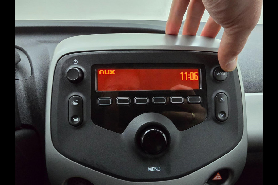 Citroën C1 Occasion 1.0 e-VTi Feel met airco en Led dagrij verlichting | 5 deurs | Unieke kleur | Tweedehands Citroen C1 antraciet