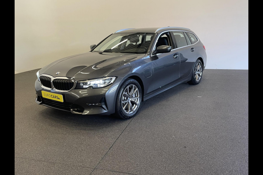 BMW 3 Serie Touring 330e 292PK Sportline Aut-8 Leder Vernasca Ambiente Verlichting Trekhaak PDC VA Navi Cruise Control Live cockpit Plus