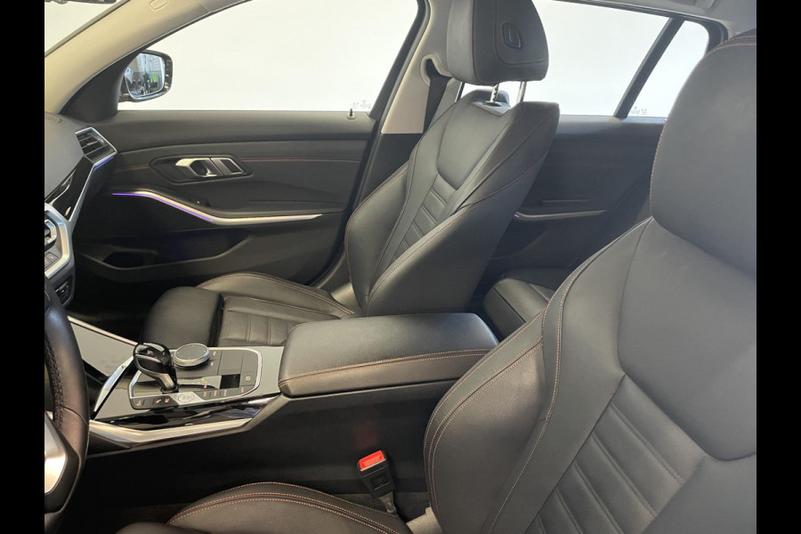 BMW 3 Serie Touring 330e 292PK Sportline Aut-8 Leder Vernasca Ambiente Verlichting Trekhaak PDC VA Navi Cruise Control Live cockpit Plus