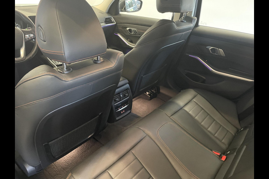 BMW 3 Serie Touring 330e 292PK Sportline Aut-8 Leder Vernasca Ambiente Verlichting Trekhaak PDC VA Navi Cruise Control Live cockpit Plus