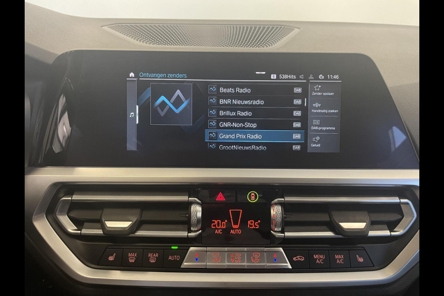 BMW 3 Serie Touring 330e 292PK Sportline Aut-8 Leder Vernasca Ambiente Verlichting Trekhaak PDC VA Navi Cruise Control Live cockpit Plus