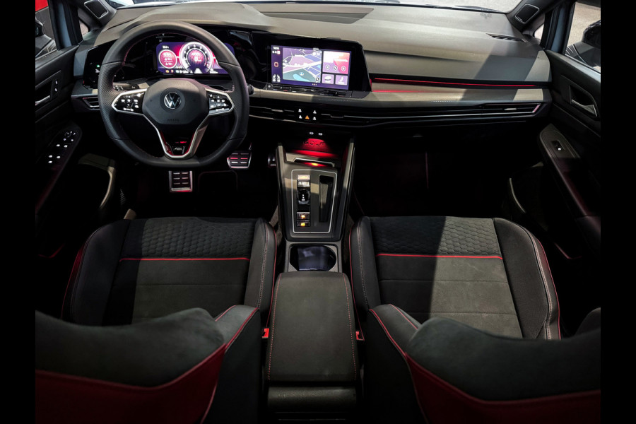 Volkswagen Golf 2.0 TSI GTI Clubsport 45 Jahre Edition Pano|Akra|H/K|Camera|