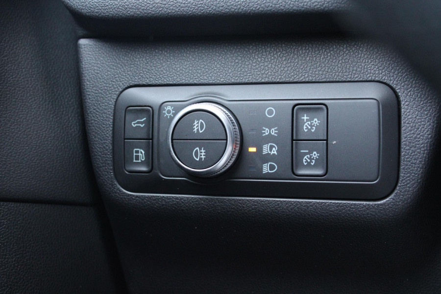 Ford Kuga 2.5 PHEV ST-Line X |  Trekhaak | Panoramadak | elektrische achterklep | Adaprive Cruise control | dodehoeksensoren | camera | head up display | adaptive LED