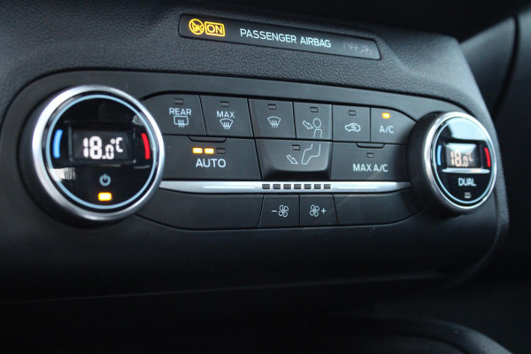 Ford Kuga 2.5 PHEV ST-Line X |  Trekhaak | Panoramadak | elektrische achterklep | Adaprive Cruise control | dodehoeksensoren | camera | head up display | adaptive LED