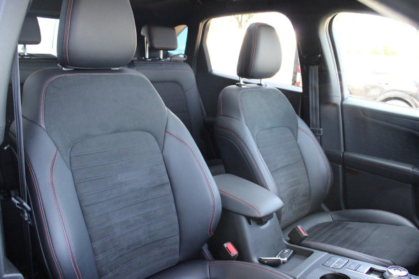 Ford Kuga 2.5 PHEV ST-Line X |  Trekhaak | Panoramadak | elektrische achterklep | Adaprive Cruise control | dodehoeksensoren | camera | head up display | adaptive LED