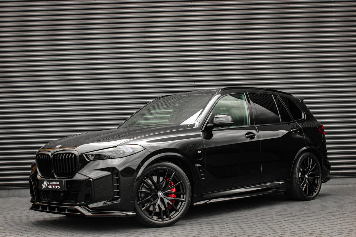 BMW X5 XDrive50e High Executive / HEAD- UP / PANO- DAK / 4- WHEEL STRURING / LUCHTVERING / DRIVING ASSISANT / SOFTCLOSE / M- SEATS BMW X5 XDrive50e High Executive / HEAD- UP / PANO- DAK / 4- WHEEL STRURING / LUCHTVERING / DRIVING ASSISANT / SOFTCLOSE / M- SEATS