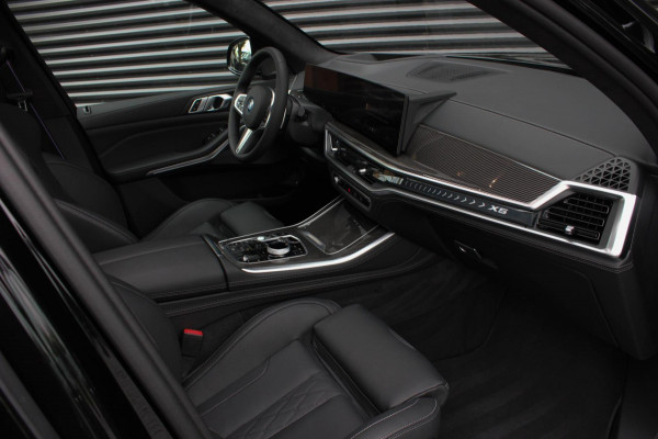 BMW X5 XDrive50e High Executive / HEAD- UP / PANO- DAK / 4- WHEEL STRURING / LUCHTVERING / DRIVING ASSISANT / SOFTCLOSE / M- SEATS