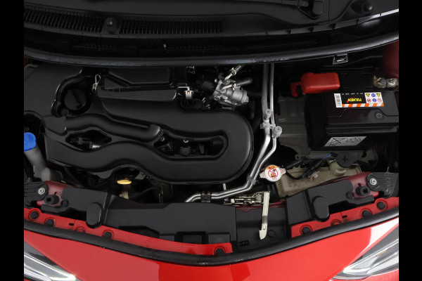 Toyota Aygo 1.0 VVT-i X-Play Bi-Tone Automaat | Apple Carplay & AndroidAUTO | Lichtmetalen velgen | Camera |