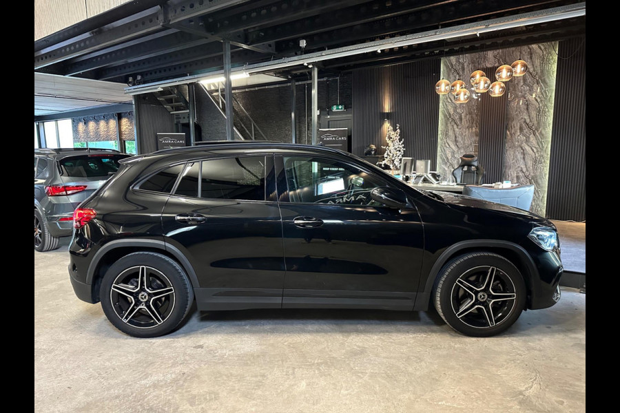 Mercedes-Benz GLA 200 AMG|PANO|SFEER|MEMORY
