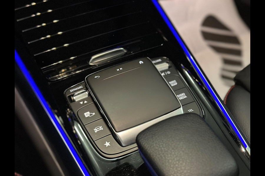 Mercedes-Benz GLA 200 AMG|PANO|SFEER|MEMORY