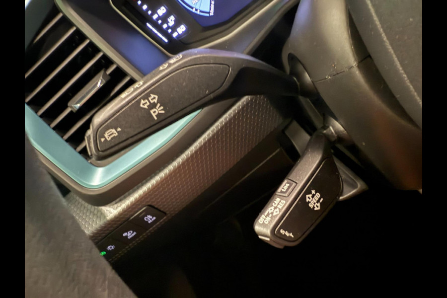 Audi A1 Sportback 35 TFSI Pro Line 150PK BLACK-LINE V-COCKPIT/CARPLAY/DAB/ECC/PDC/LED/CRUISE///