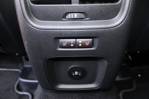 Ford Kuga 2.5 PHEV Active X Nieuw Voorraad | Trekhaak | Winterpakket | Technology pack | BLIS | Navigatie | Head-up