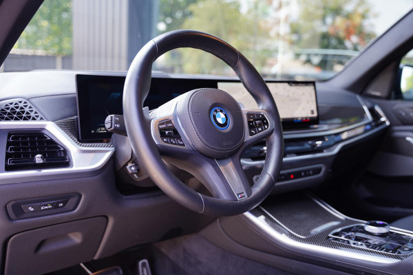 BMW X5 X-Drive 50 E M Pakket Individual Panoramadak Sky Lounge