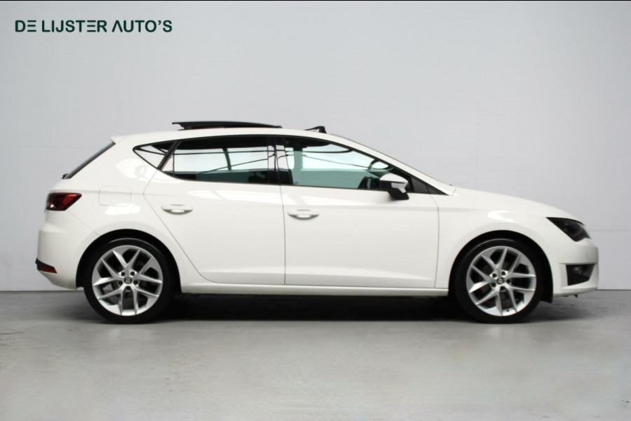 Seat Leon 1.4 TSI FR Sport Edition |Pano-dak | CarPlay |Cruise | Stoelverwarming | LED | PDC | Seat sound |