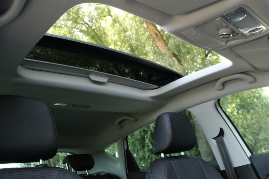 Seat Leon 1.4 TSI FR Sport Edition |Pano-dak | CarPlay |Cruise | Stoelverwarming | LED | PDC | Seat sound |