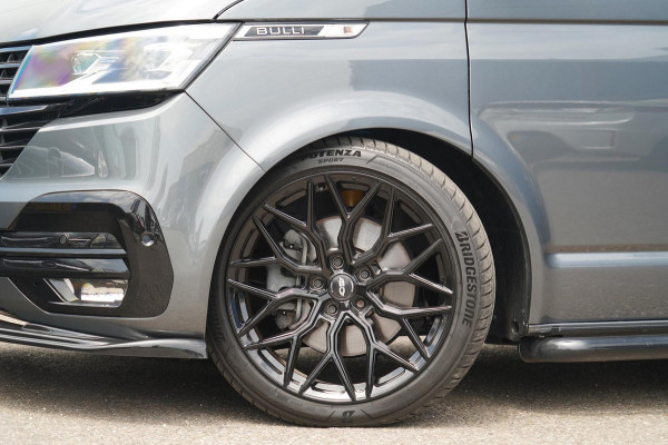 Volkswagen Transporter 2.0 TDI L2H3 32 Bulli / 16dkm NAP / Bilstein / 20" LMV / Camera / Navigatie / Elek. Klep