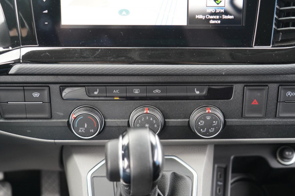 Volkswagen Transporter 2.0 TDI L2H3 32 Bulli / 16dkm NAP / Bilstein / 20" LMV / Camera / Navigatie / Elek. Klep