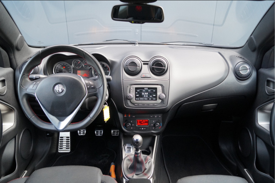 Alfa Romeo MiTo TwinAir Turbo 100 Urban│17'' velgen│PDC│Navi│Clima│Cruise