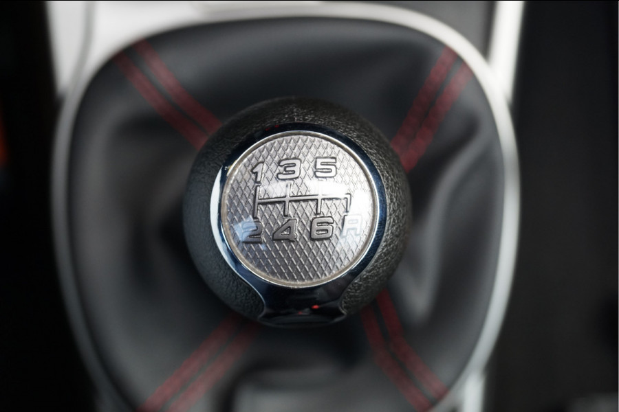 Alfa Romeo MiTo TwinAir Turbo 100 Urban│17'' velgen│PDC│Navi│Clima│Cruise