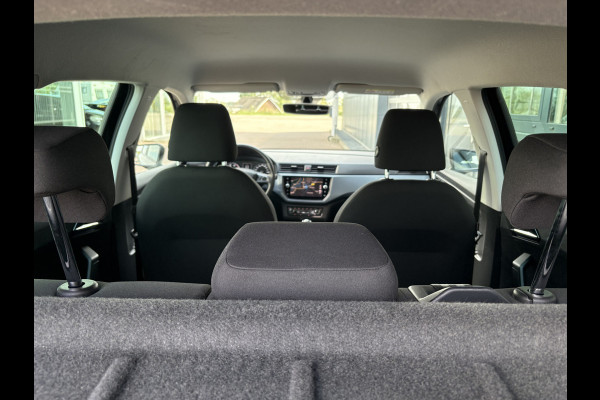 Seat Arona 1.0 TSi Style Business Intense KEYLESS/CAMERA/NAVI/CARPLAY/ADAPT.CRUISE/PDC
