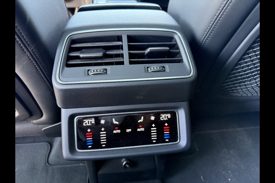 Audi e-tron 55 quattro advanced 95 kWh ** Panodak ** B&O ** Trekhaak