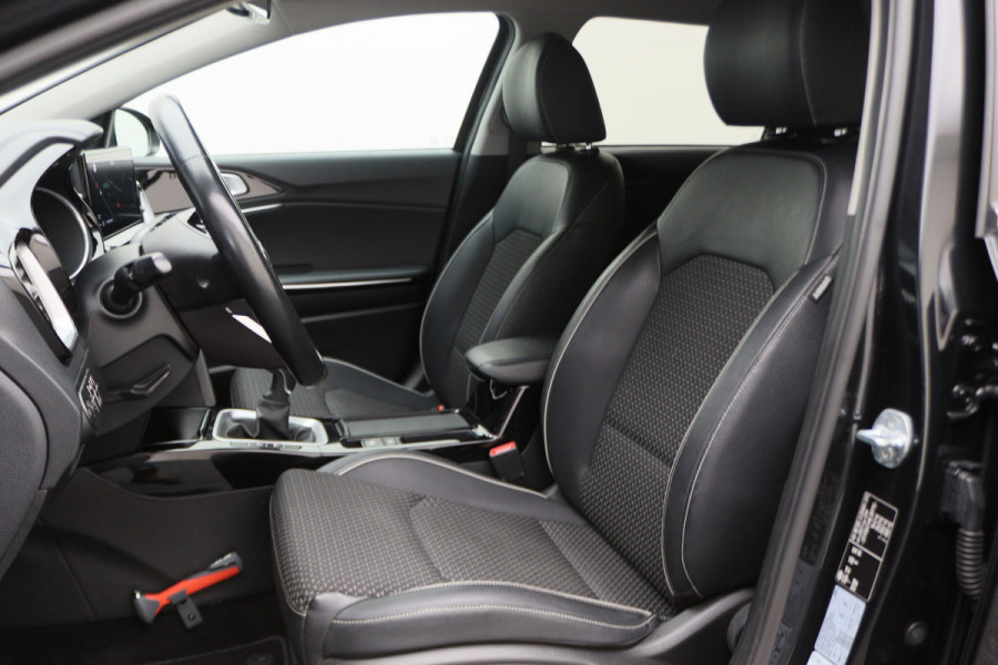 Kia Ceed Sportswagon 1.0 T-GDi DynamicPlusLine Climate, Camera, Cruise, Apple Carplay, DAB, PDC, Trekhaak, 16''