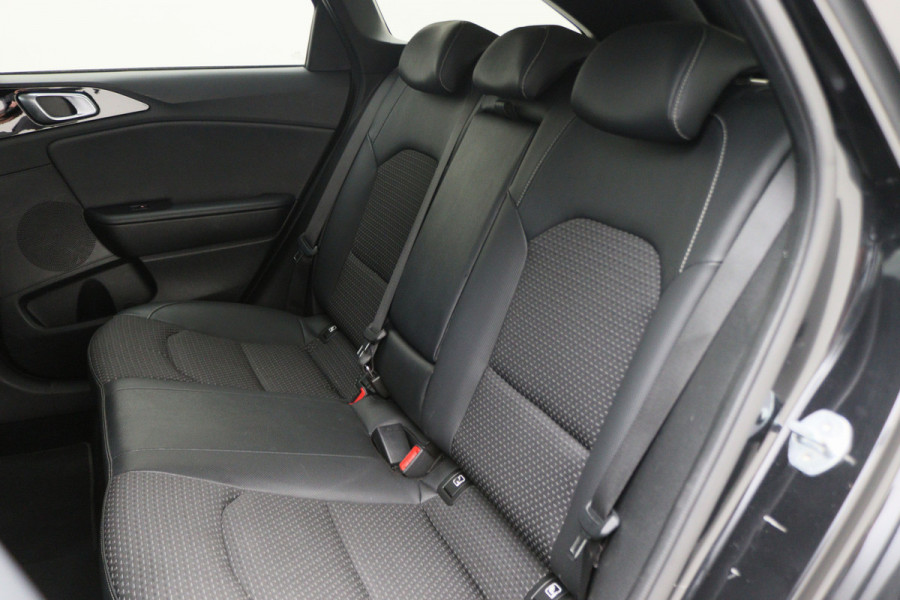 Kia Ceed Sportswagon 1.0 T-GDi DynamicPlusLine Climate, Camera, Cruise, Apple Carplay, DAB, PDC, Trekhaak, 16''