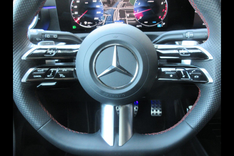 Mercedes-Benz A-Klasse 200 AMG Line Sfeerverlichting Pano