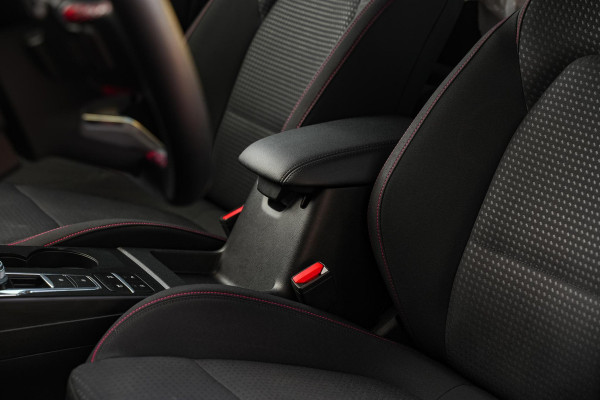 Ford Focus 1.0 EcoBoost ST-Line Automaat Apple CarPlay Navi