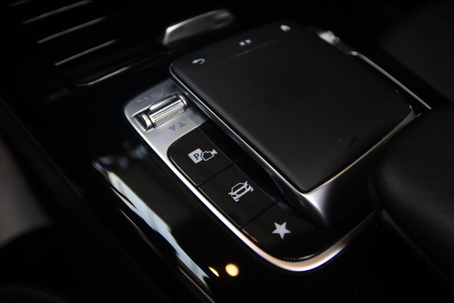 Mercedes-Benz CLA-Klasse 250 AMG PANO-BURMESTER-CAMERA-LEDER