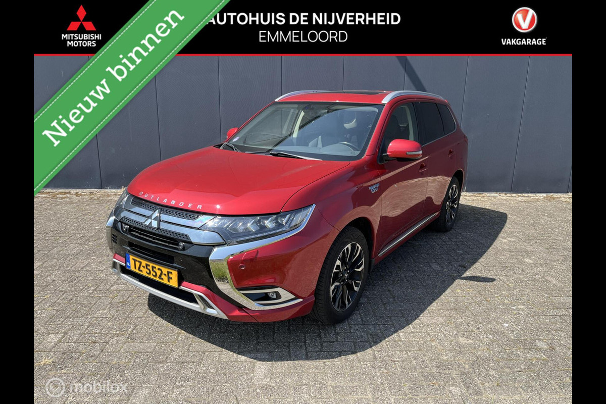 Mitsubishi Outlander 2.4 PHEV Intense+ trekhaak allseason banden Mitsubishi Outlander 2.4 PHEV Intense+ trekhaak allseason banden