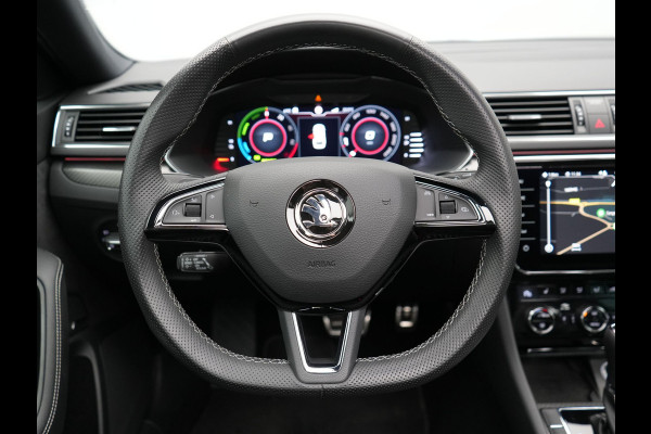 Škoda Superb Combi 1.4 TSI iV Sportline Business Plug In Hybrid 218pk PHEV | Panodak | Trekhaak af Fabriek | Alcantara Sportstoelen Memory | Adaptive Cruise | Crystal LED | Sfeerverlichting | Virtual | Navigatie | Apple Carplay | Stoelverwarming | DAB |