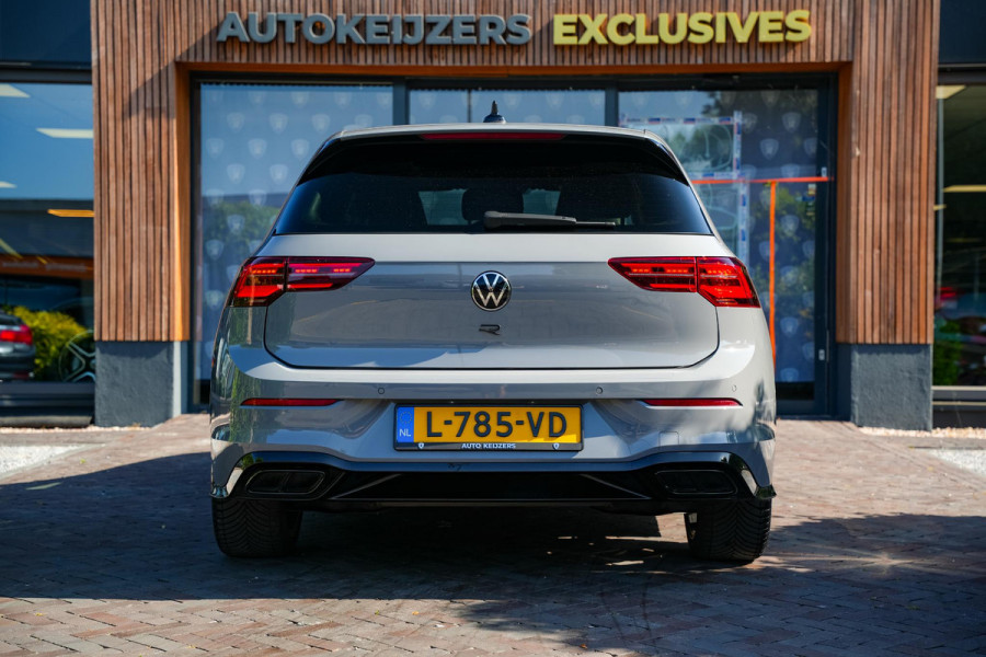 Volkswagen Golf 1.5 eTSI R-Line Nardo Pano IQ Led Automaat