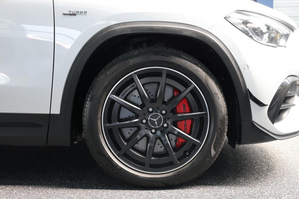 Mercedes-Benz GLA AMG 45 4MATIC+ MULTIBEAM/VIRTUAL/SFEER/PANO/LEER+S.VERWARMING+VERKOELING/LMV 20"/CAM/ACC/12 MND GARANTIE!