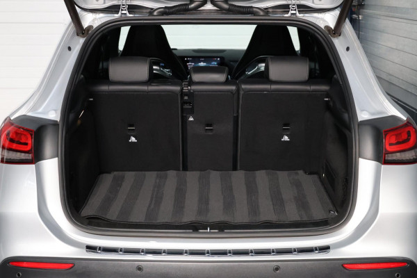 Mercedes-Benz GLA AMG 45 4MATIC+ MULTIBEAM/VIRTUAL/SFEER/PANO/LEER+S.VERWARMING+VERKOELING/LMV 20"/CAM/ACC/12 MND GARANTIE!