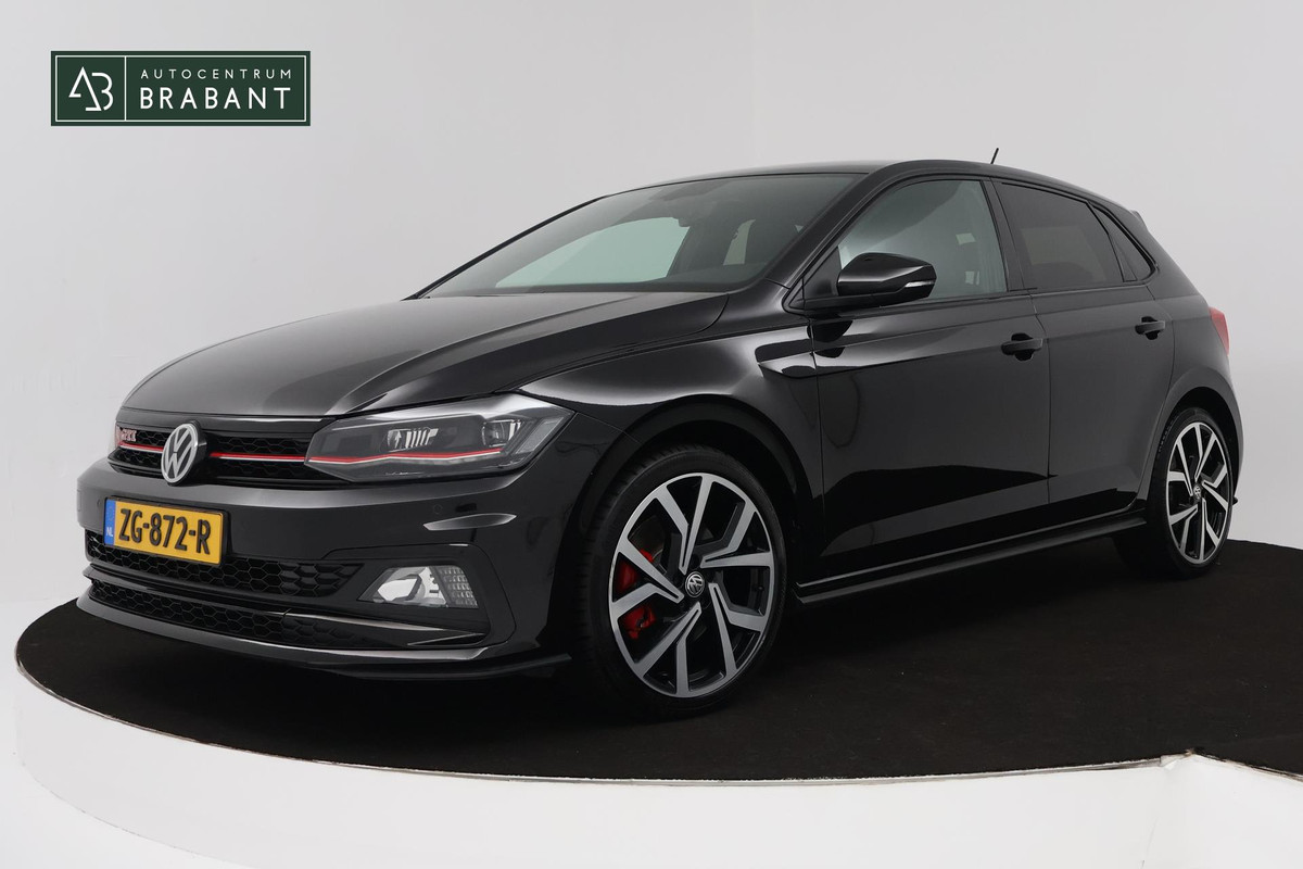 Volkswagen Polo 2.0 TSI GTI (STOELVERWARMING, NAVIGATIE, AUTOMAAT, CRUISE ADAPTIEF, PARKEERSENSOREN, NL-AUTO) Volkswagen Polo 2.0 TSI GTI (STOELVERWARMING, NAVIGATIE, AUTOMAAT, CRUISE ADAPTIEF, PARKEERSENSOREN, NL-AUTO)